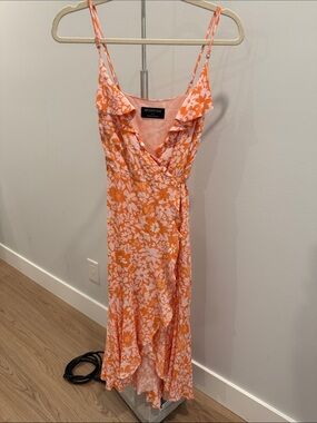 MINKPINK Orange Floral Wrap Maxi Dress - size Small